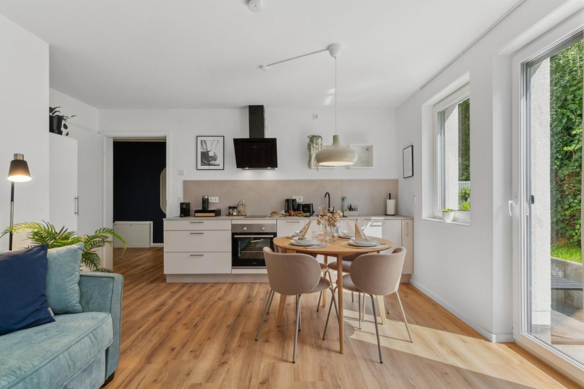 Zwei Apartments Fuer Bis Zu 8 Personen Zentral, Modern, Mit Terrasse & Balkon Bielefeld Dış mekan fotoğraf