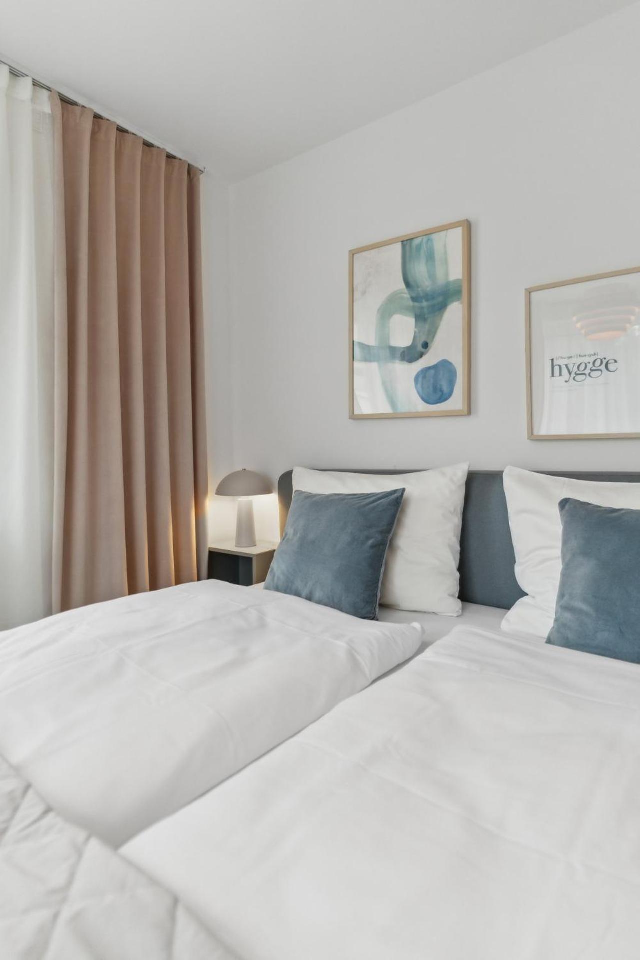 Zwei Apartments Fuer Bis Zu 8 Personen Zentral, Modern, Mit Terrasse & Balkon Bielefeld Dış mekan fotoğraf