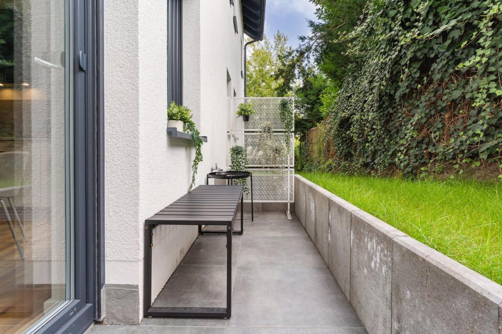 Zwei Apartments Fuer Bis Zu 8 Personen Zentral, Modern, Mit Terrasse & Balkon Bielefeld Dış mekan fotoğraf